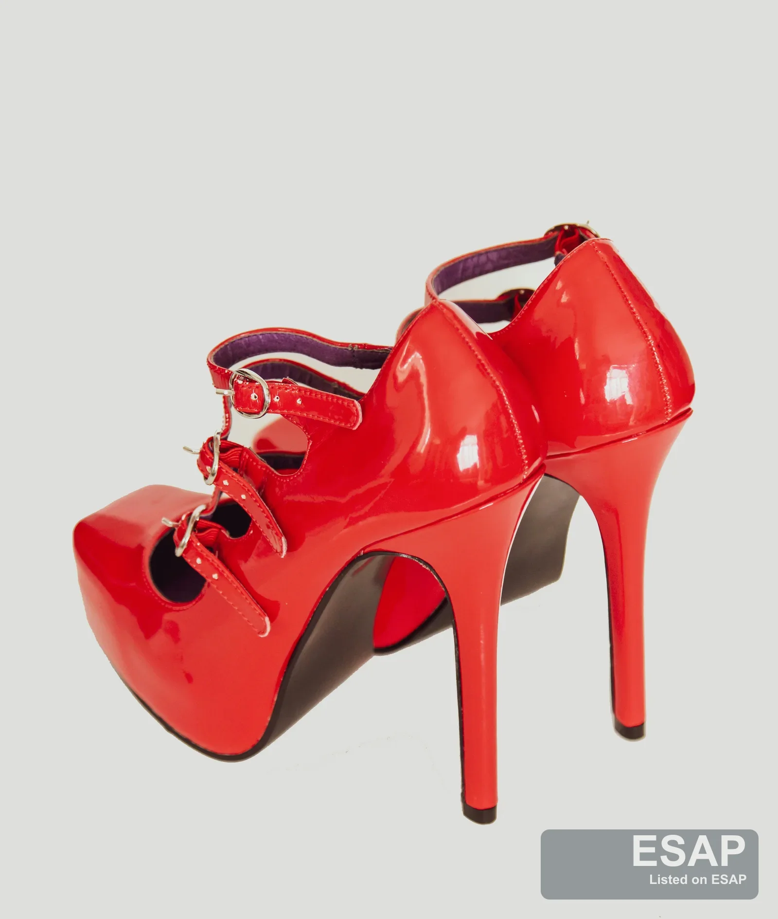 Heel Shoes - size 39